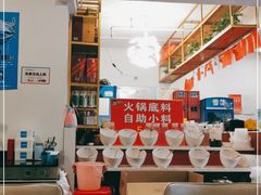 -张大师鸭爪爪特色干锅(南湖店)