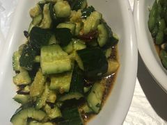 -霄汉牛三鲜湖北砂锅菜(万松园2店)