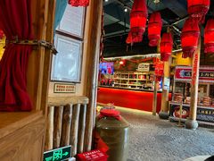 -老滇山寨•云南特色菜•地方菜•民族风情歌舞表演(金碧店)