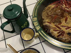 红锅-有拈头成都市井火锅(稠州西路店)