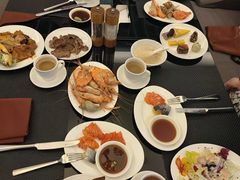 -圣丰索菲特·2 On 988 Café 自助餐厅