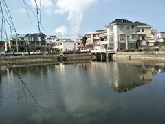 -洞庭土菜小炒馆(易发广场店)