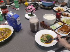 -香山湖家家宴(中山陵店)