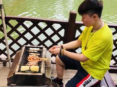 -尚庄度假村·庭台树下·户外烧烤·团建CS·轰趴营地(上庄水库店)