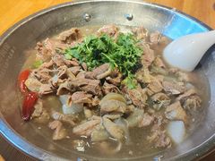 -大众跷脚牛肉馆·非遗传承单位(峨眉山店)