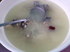 源泉冷水鱼庄-源泉冷水鱼庄(小鱼洞店)