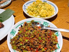 -一坐一忘云南菜(嘉里中心店)