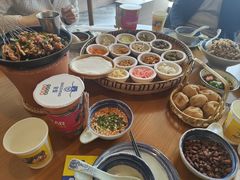 -包整·丝娃娃(一览甲秀楼风景店)