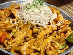 炒鱿鱼-姜虎东白丁烤肉(银泰中心in99店)
