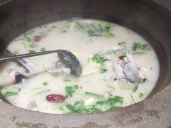 -咕嘟草帽鱼·牛奶一样的鲜鱼汤(包河万达广场创始店)