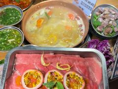 -洱火云南酸菜牛肉火锅(石景山当代商城店)