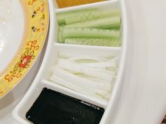 -万荣烤鸭店·北京菜(农光里店)