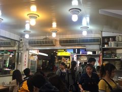 等位区-天天利美食坊