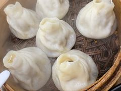 蟹粉小笼包-常鲜德乐购迎桂馒头店(麻巷公寓店)