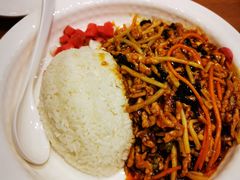 鱼香肉丝饭-阳阳中国饭(北京荟聚店)