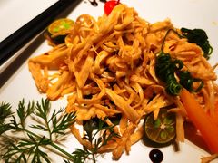 -粤尚腾香居中餐厅(首都机场希尔顿店)