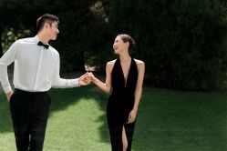 -至臻微拉婚纱摄影