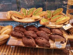 -巴黎贝甜(大宁国际商业广场店)