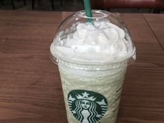 -星巴克(上海虹桥新天地二店)