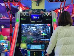 -乐翻天欢乐世界(望云国际广场店)