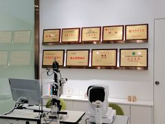 -锦泉眼视光中心(海珠广场店)