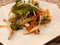 凉拌鳗鱼干-一江春水·杭帮臻宴