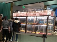 -奈雪的茶(亨特国际广场店)