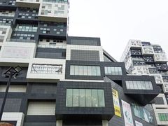 -资和信百货商场