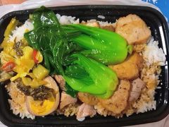 猪肘拼肉卷饭-卤鹅鲜生(卤鹅鲜生万科金域悦府店)