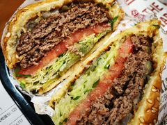 -The Habit Burger Grill 哈比特汉堡(世博店)