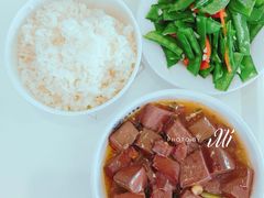 -同济大学本部学苑饮食广场