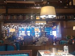 大堂-领鲜活海鲜榴莲自助火锅(东门店)