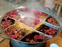 -白乐天毛肚火锅馆(南滨路店)