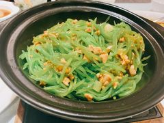 芸豆炖蚬子-小船渔村•大连菜•大连焖鱼(明泽街店)