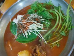 土豆脊骨锅-喇喇排骨火锅·传统韩式脊骨汤(望京西园总店)