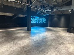 -CASTER跳舞俱乐部