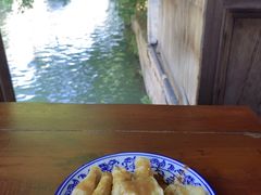 -茅老太臭豆腐