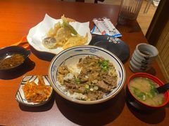 -大吉鲜鱼料理自慢(维也纳大厦店)
