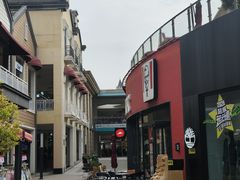 -王府井奥莱临潼小镇(临潼店)