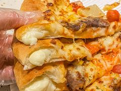 -必胜客(WOW中心城店)