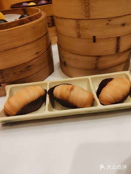 稻香酒家·34年老字号·港式粤菜(汉街店)榴莲千丝酥图片