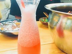 西瓜汁-四小区火锅·巷子里的重庆火锅(花照壁店)