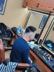 -纯剪男士理发馆·烫染专业店