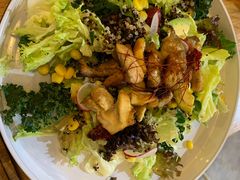 烤鸡腿肉牛油果沙拉-CHILLAX轻乐时(侨建·Hi City店)