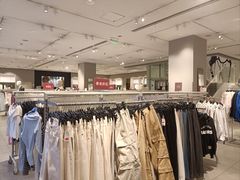 -H&M(鹏欣水游城店)