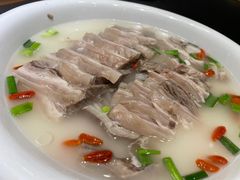 -骏莱海鲜鱼港(五角场店)