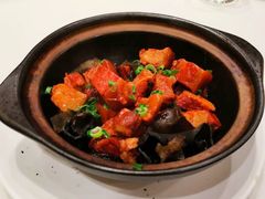 家乡煲仔肉-頂好酒家·经典粤菜(海信广场店)