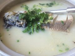 -天乐农家鱼头王(天目湖店)