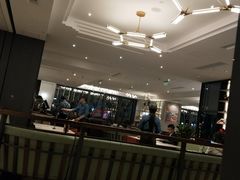 -港丽餐厅(高德置地店)