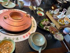 -菌自由丨野生菌火锅特色庭院餐厅(丽江古城店)